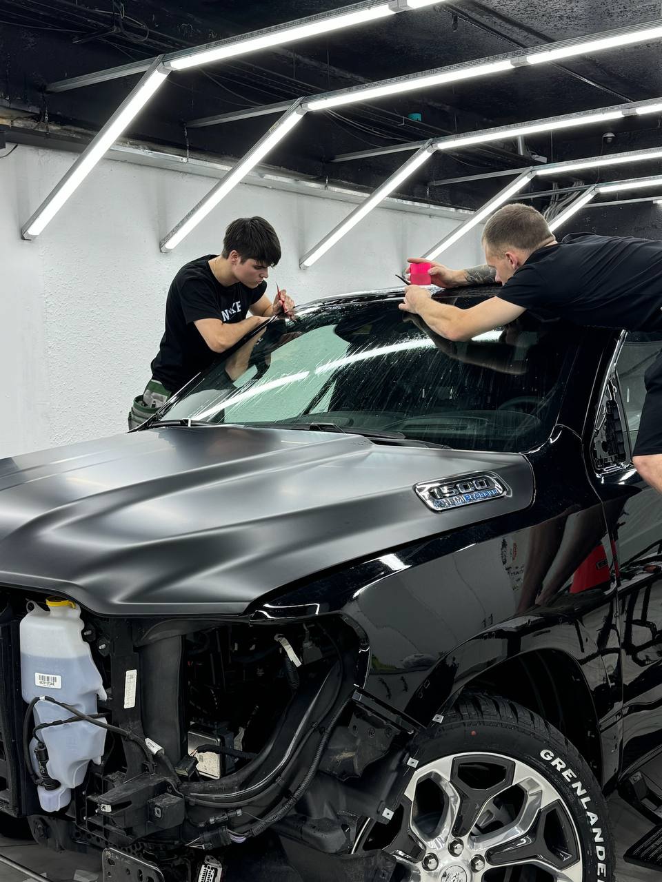 RAM 1500 оклейка